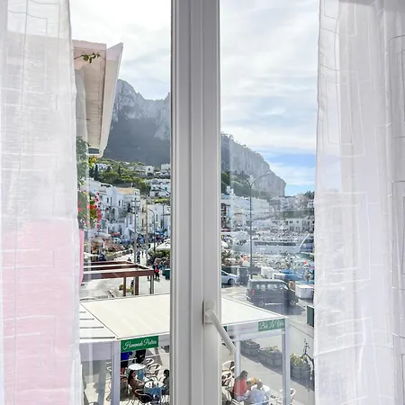 Serenas * Capri